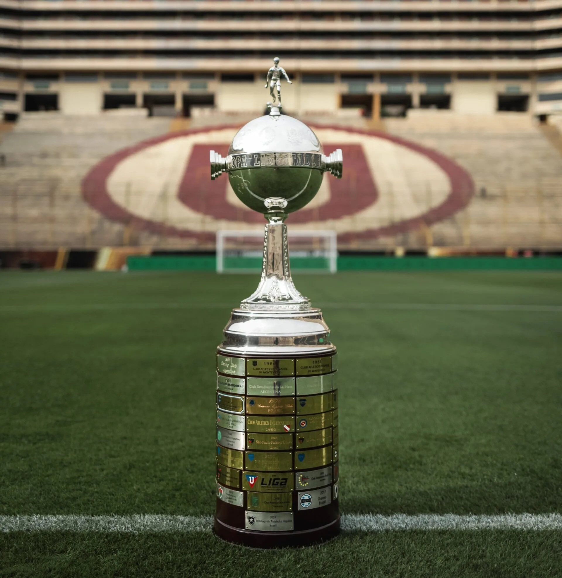 Flamengo Leva a Taça e Brasil Alcança Argentina na Libertadores