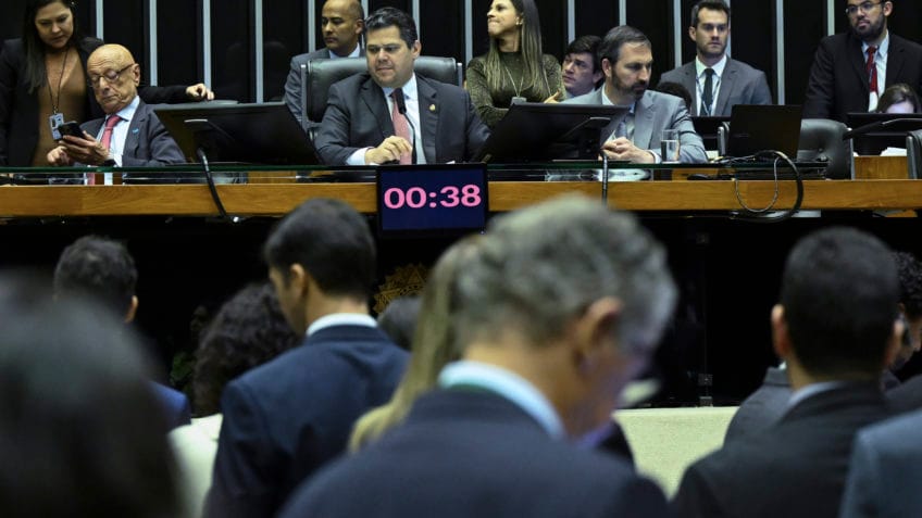 Congresso derruba vetos e Flexibiliza licenciamento ambiental