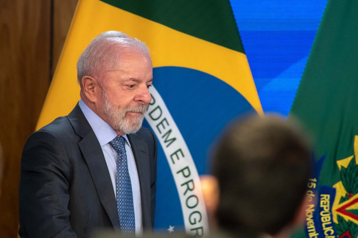 Lula em Pernambuco: Entrega de obras e Disputa Política