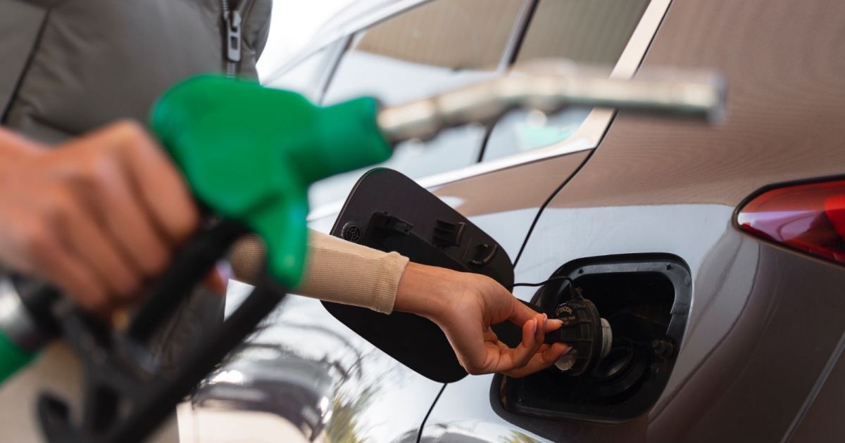 Receita Federal Desmantela Esquema Bilionário de Sonegação em Combustíveis