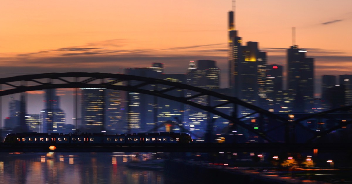 Html Indústria da zona do euro contrai em novembro Cidade/UF: Bruxelas, Bélgica