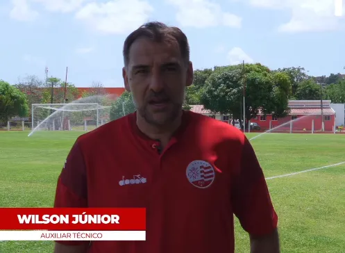 Wilson Junior Coroa Temporada de Sucesso no Náutico