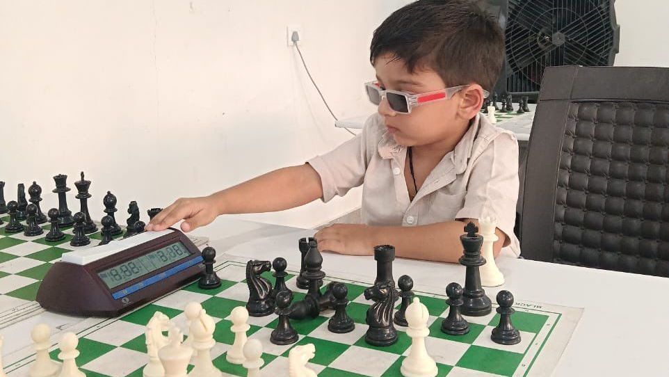 Prodígio Indiano Quebra Recorde Mundial no xadrez