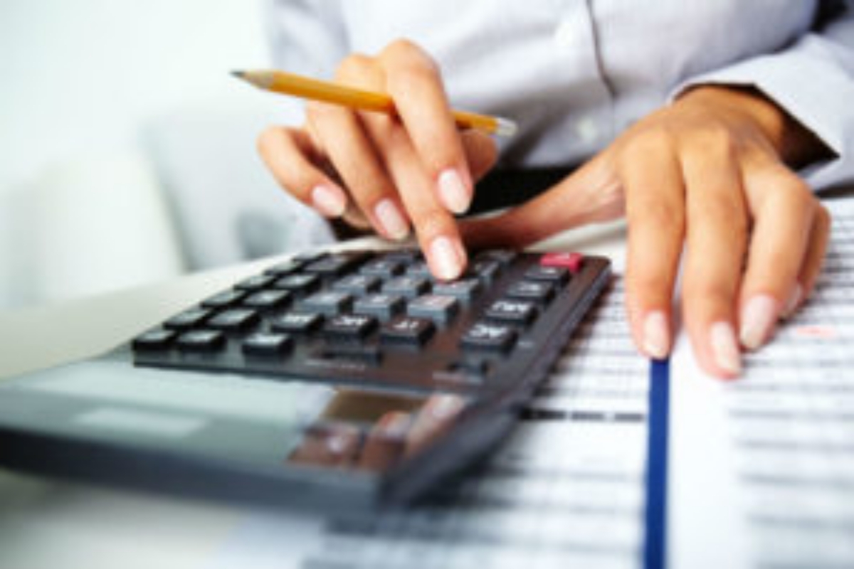 Brasileiros Recorrem à poupança para Despesas Correntes