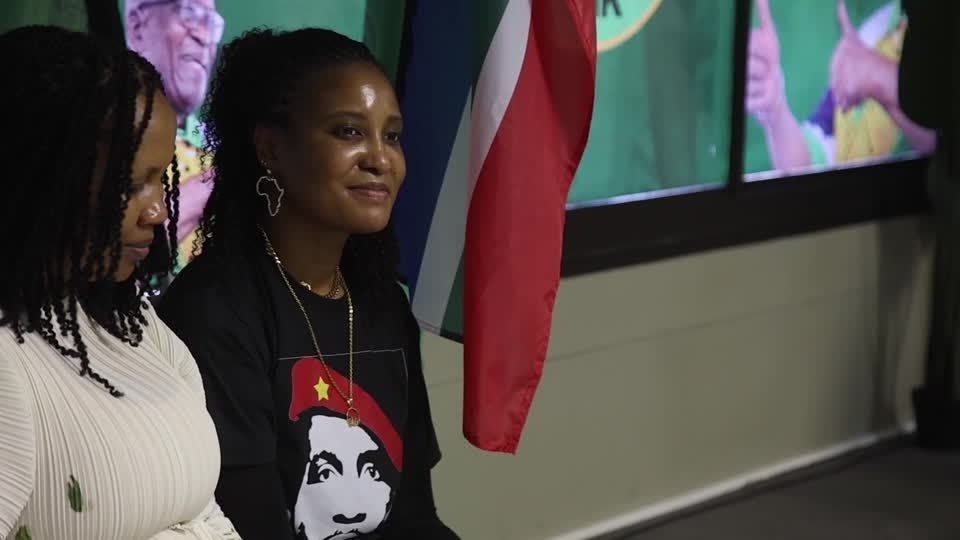 Html Filha de Zuma Acusada de Enviar Homens para guerra na Ucrânia