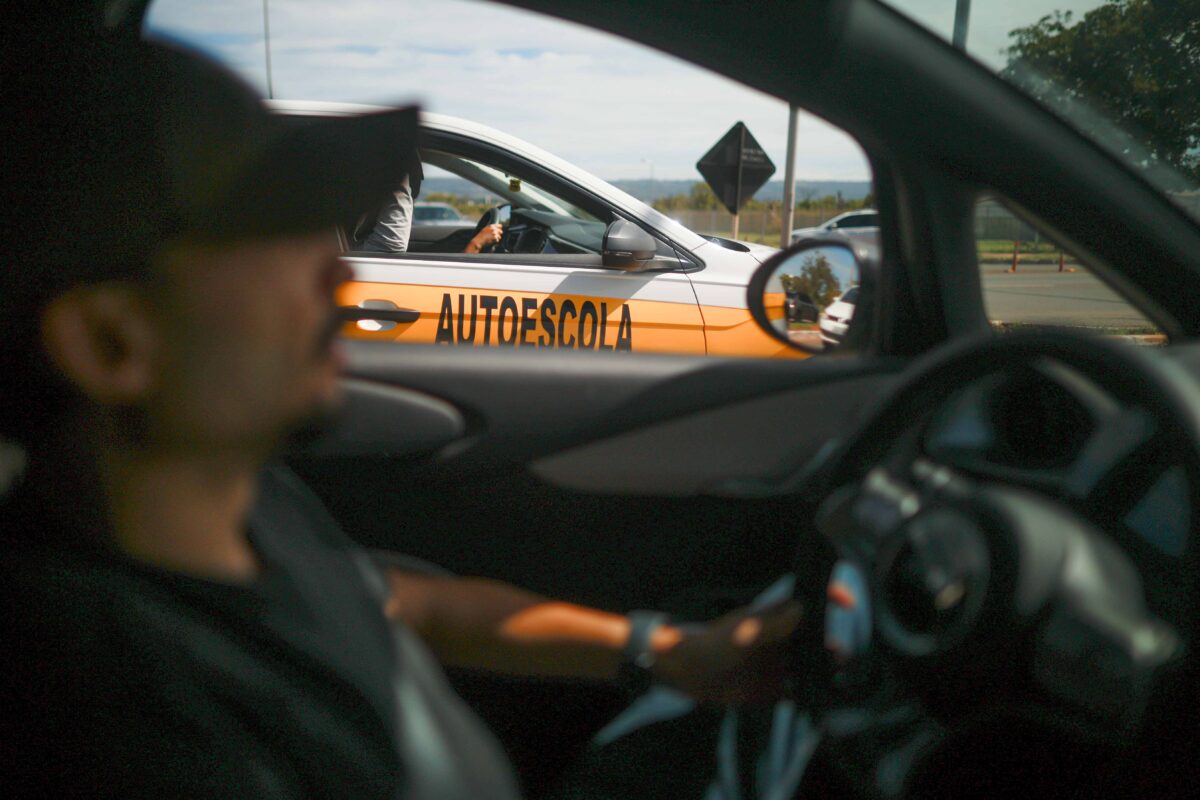 Exame toxicológico volta a ser obrigatório para motoristas a e B