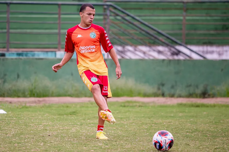 Theo Troca o Guarani pelo Joseense para Série A4