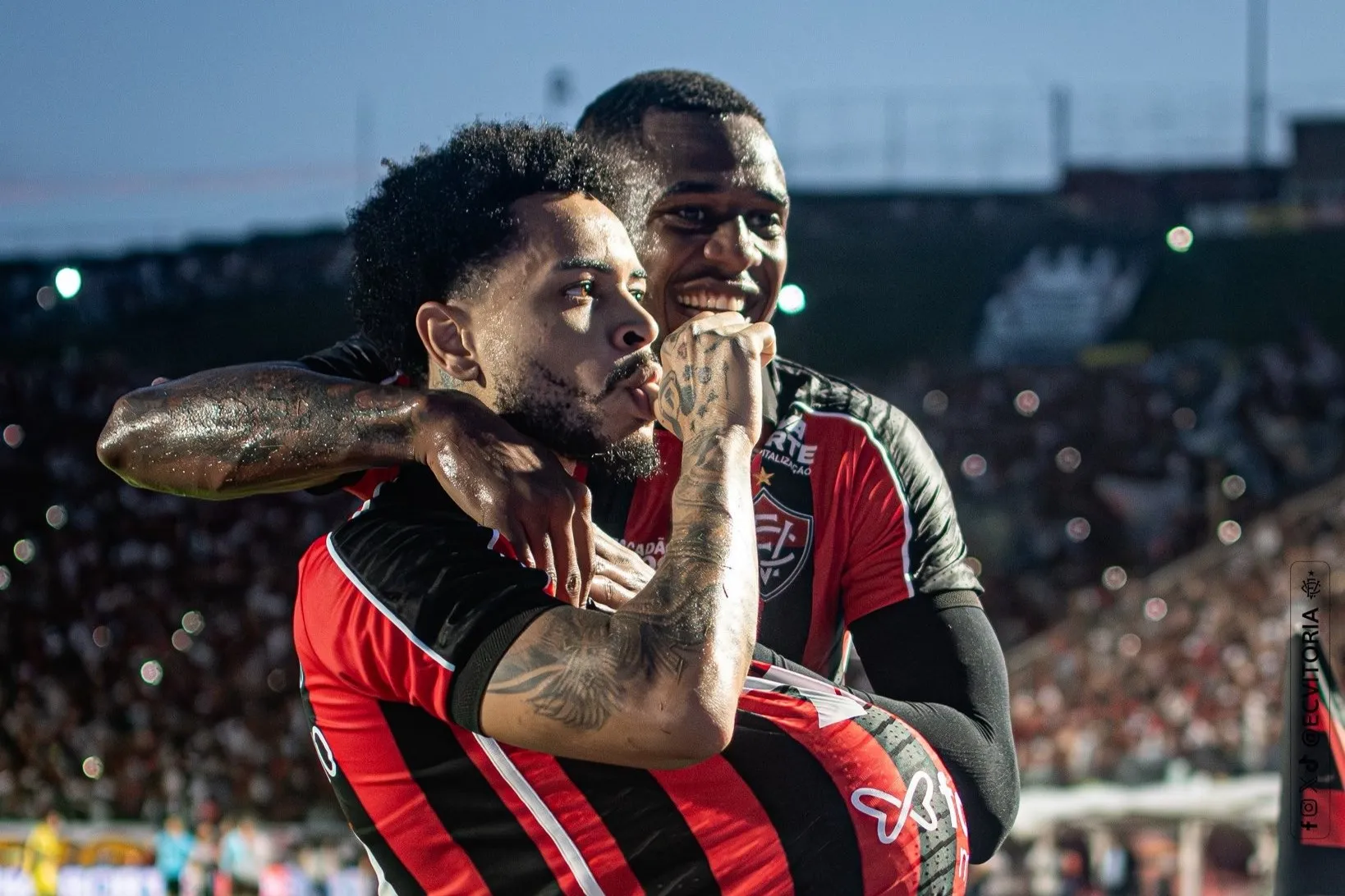 Vitória busca milagre contra o São Paulo no Barradão