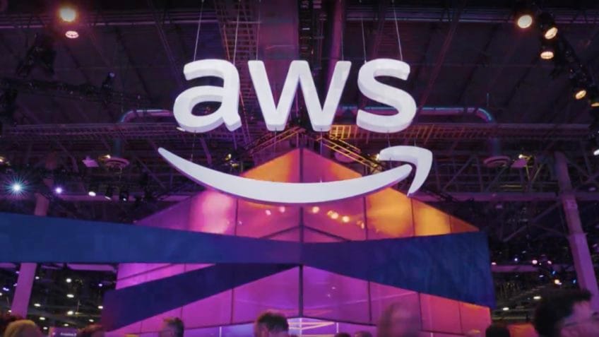 AWS Apresenta Trainium3: Novo chip Potente para Inteligência Artificial