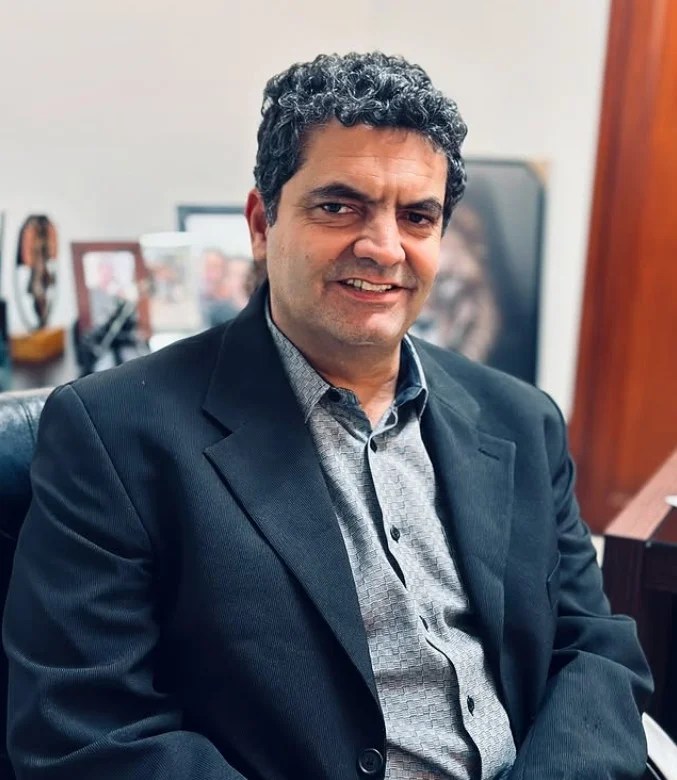 Dr Gelbert Chamon: Três Décadas Dedicadas à Urologia