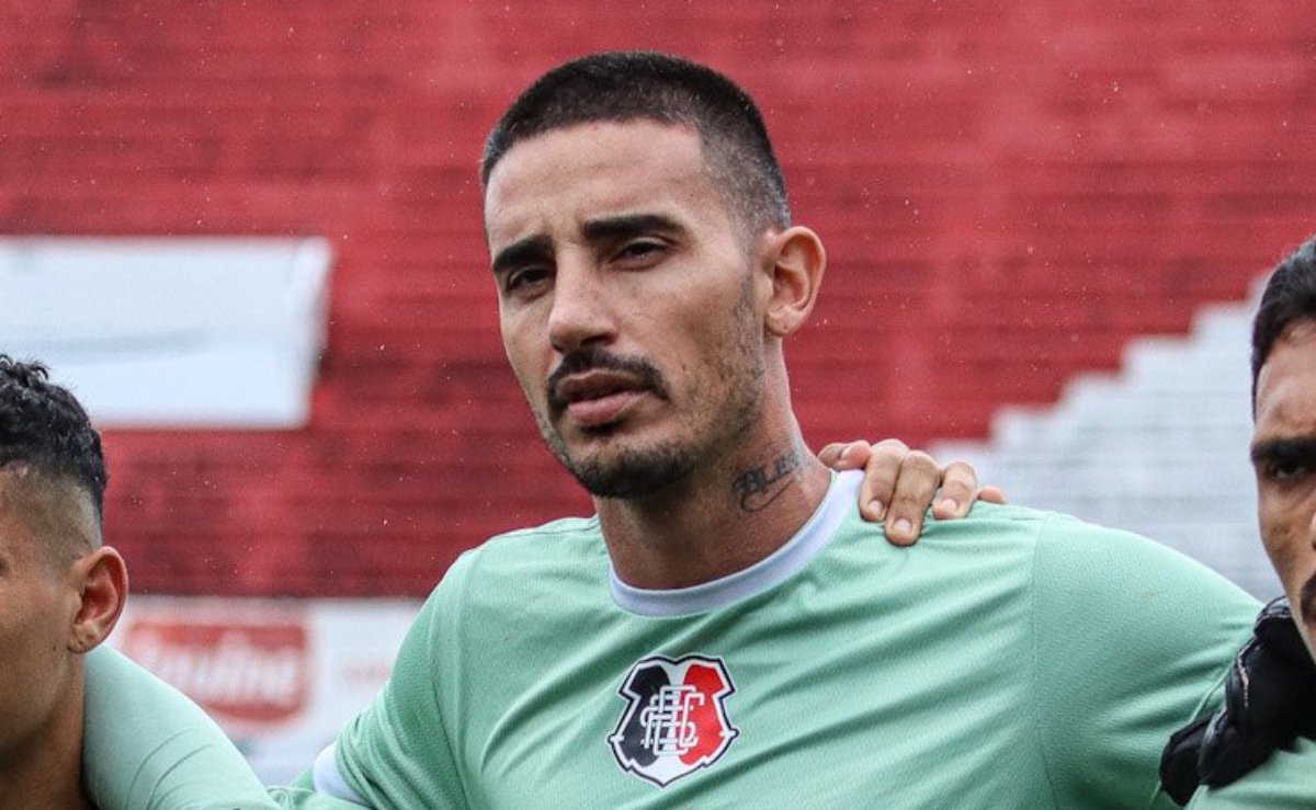 Galhardo detona Santa Cruz: dirigentes só aparecem para foto