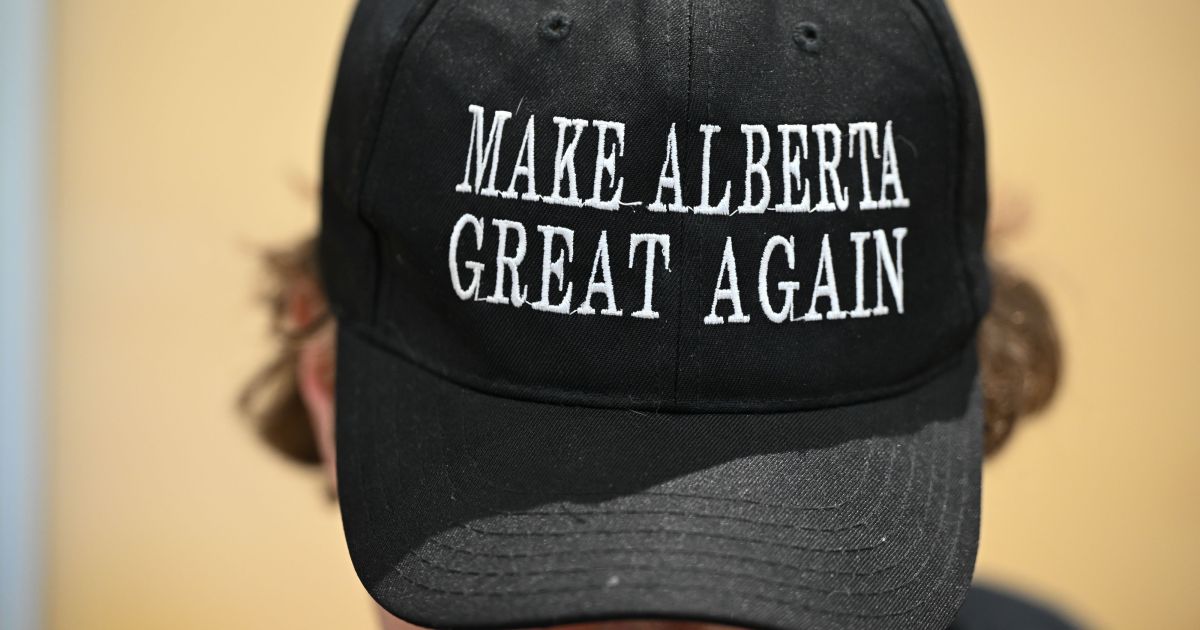 Alberta Desafia Ottawa: Grupo Separatista Busca Apoio de Trump