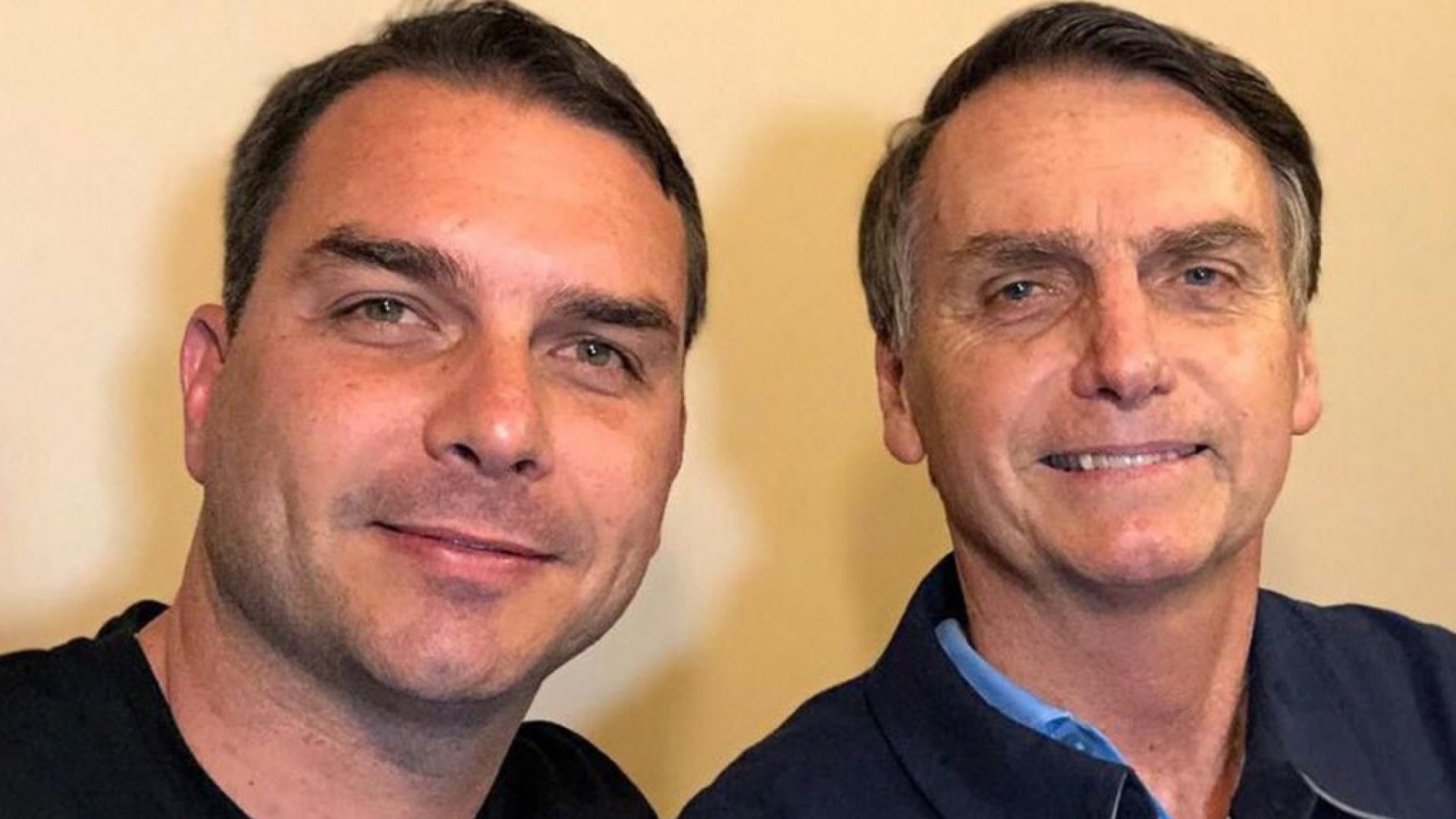 flavio-bolsonaro-e-pai-1110x685-1-1024x632-1