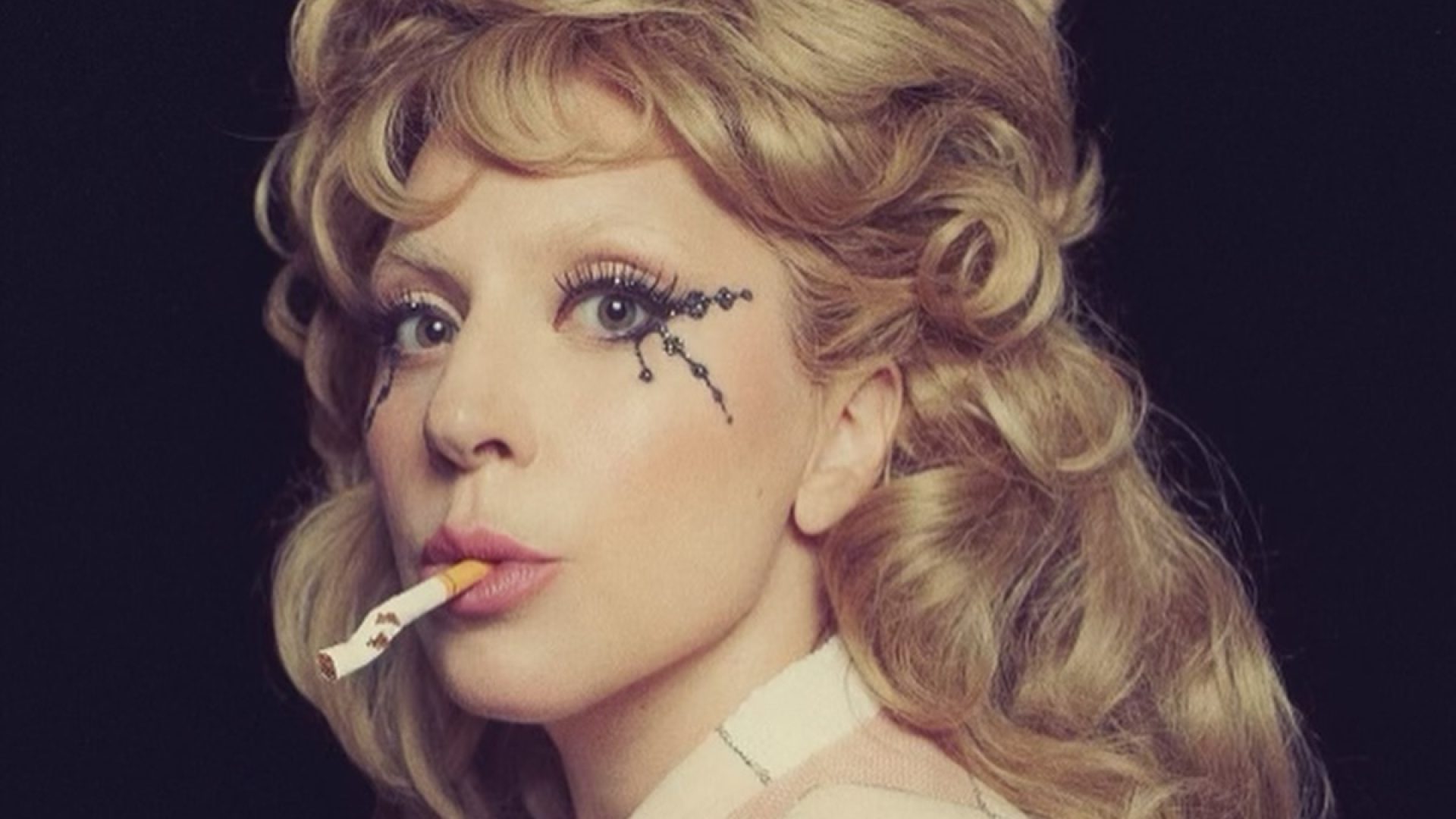 lady-gaga-30-dias-topo-spotify-global-die-with-a-smile