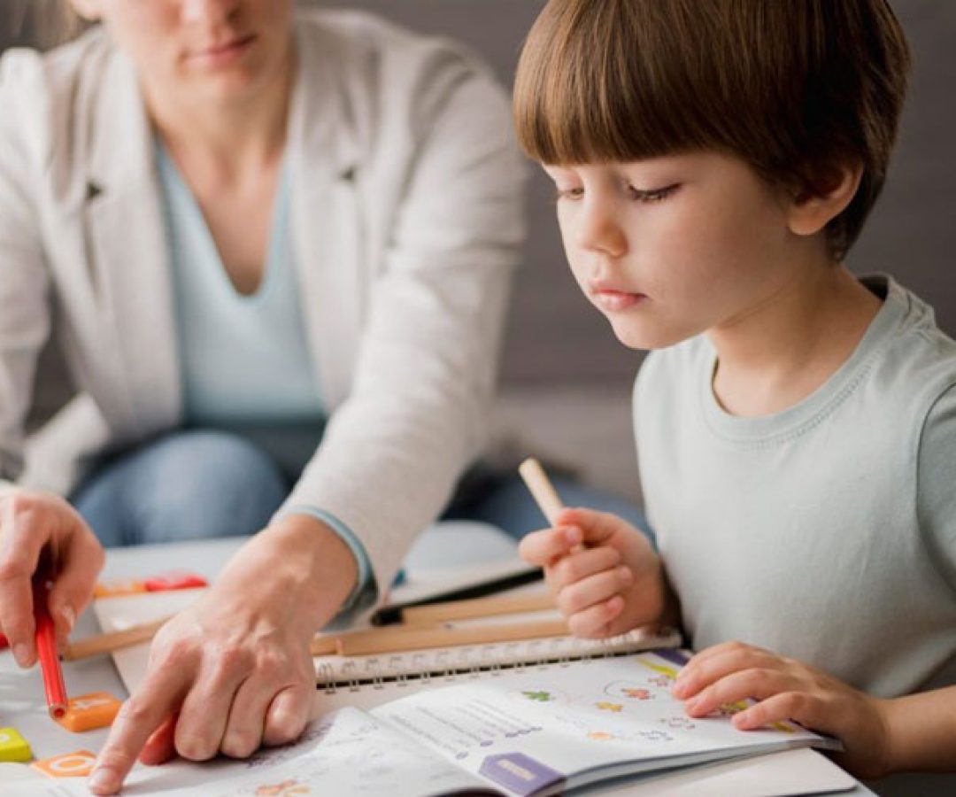 professor-apoio-autismo